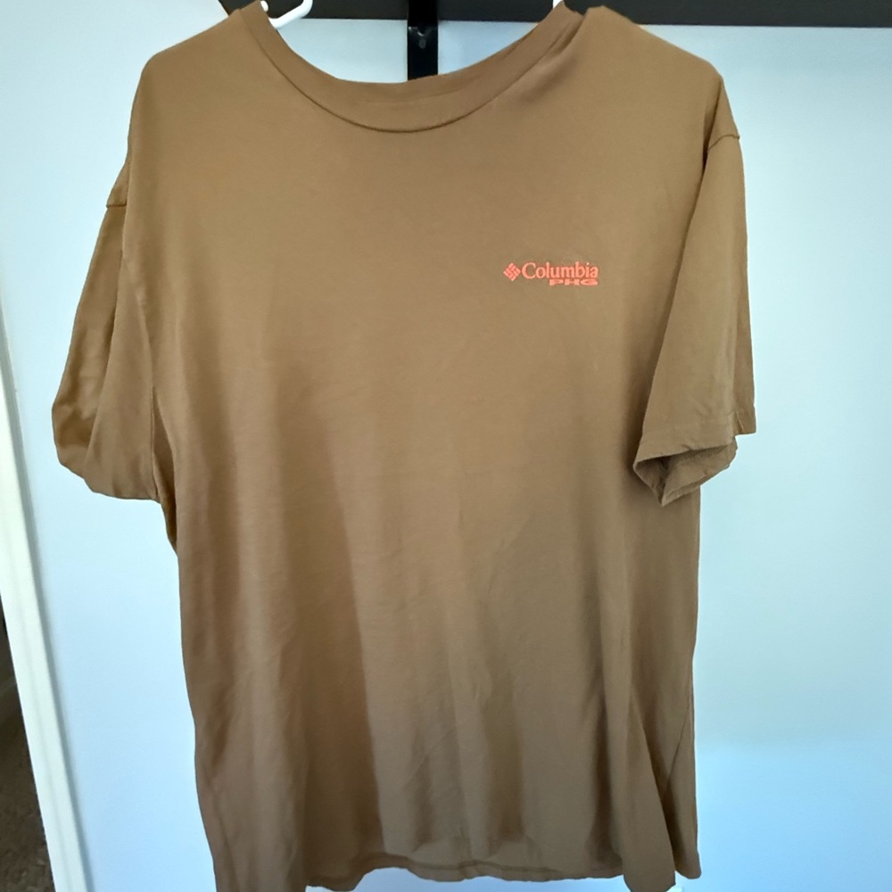 Columbia Men's Brown Short Sleeve Tee
